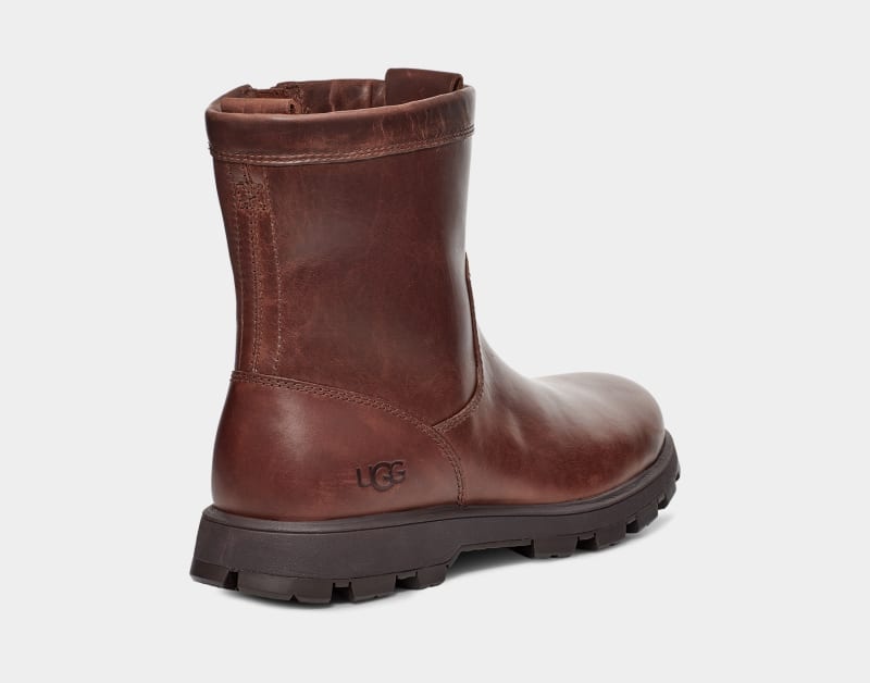 Brown Men's Ugg Kennen Boots | India-5619420